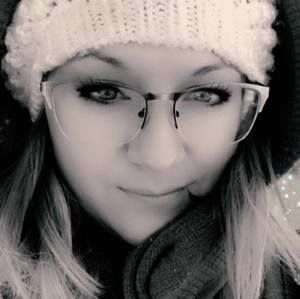 Meet your Posher, Naomi